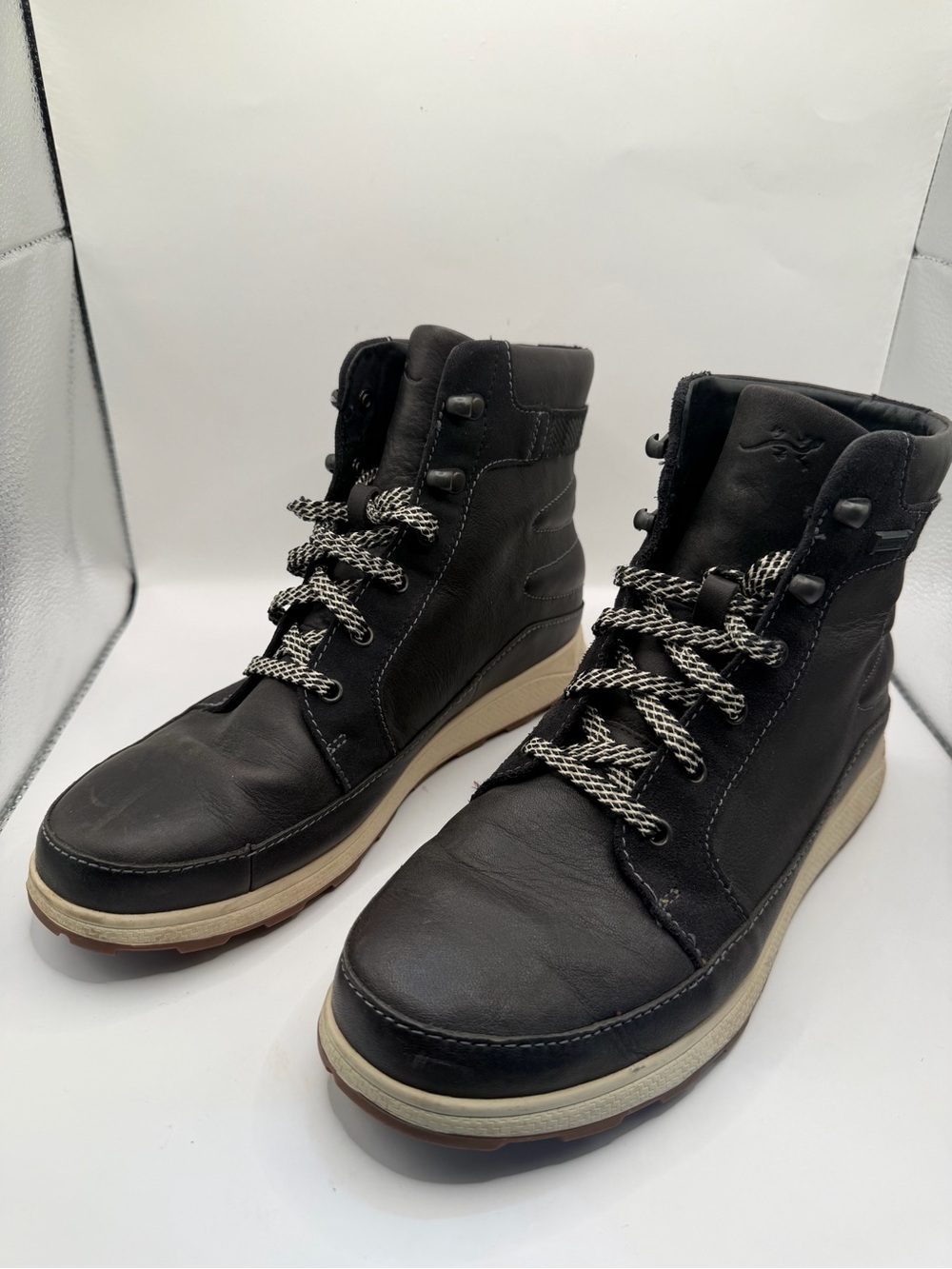 Chaco Women’s Black Leather Lace-Up Ankle Boots Size 8.5